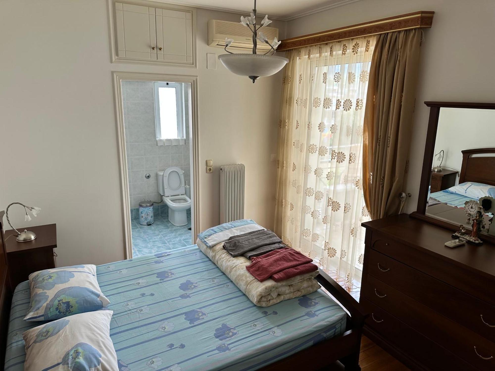 Beautiful Apartment Near The Beach Каламата Экстерьер фото